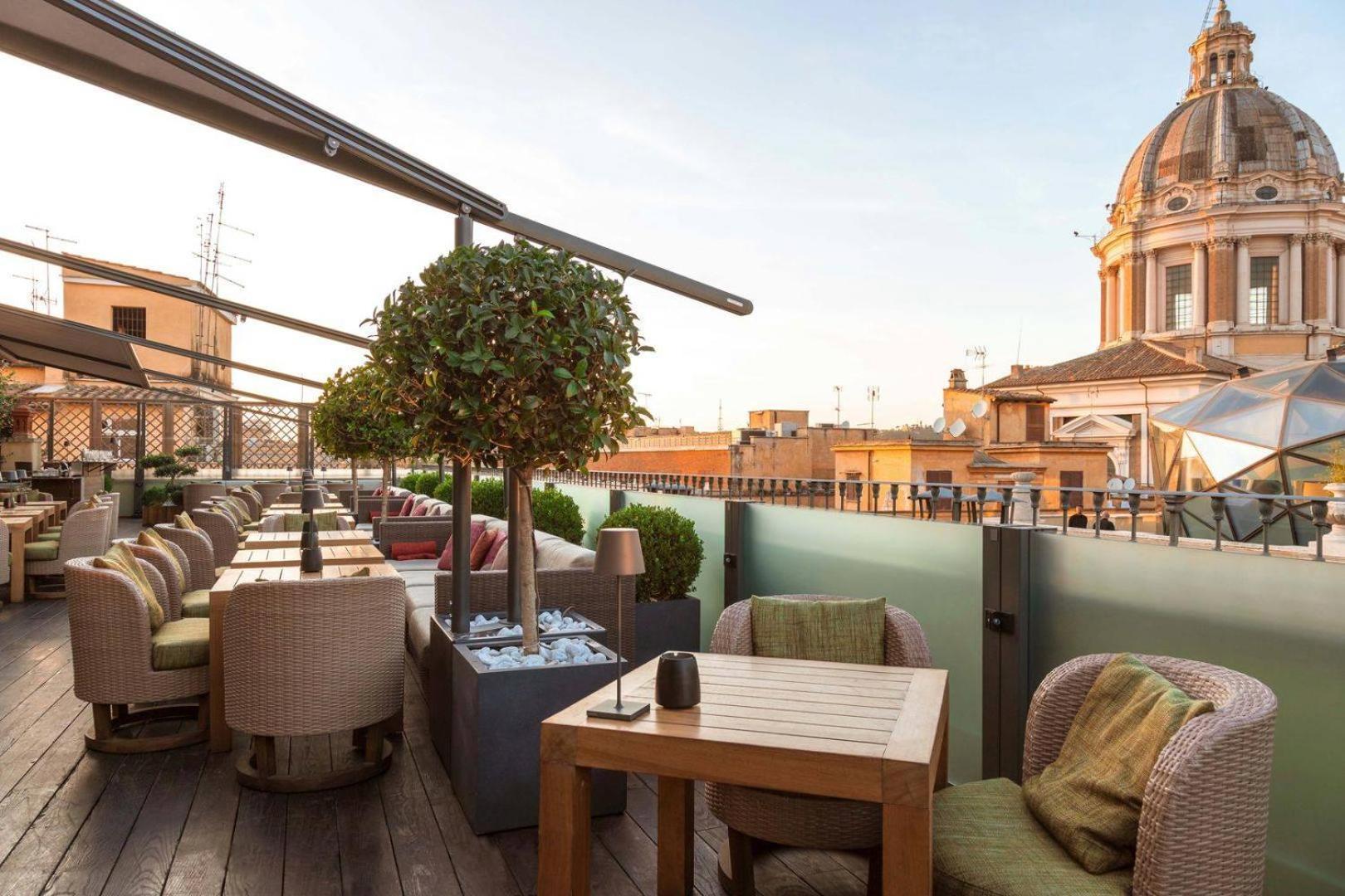 Fendi Private Suites - Small Luxury Hotels Of The World Rome Exterior photo